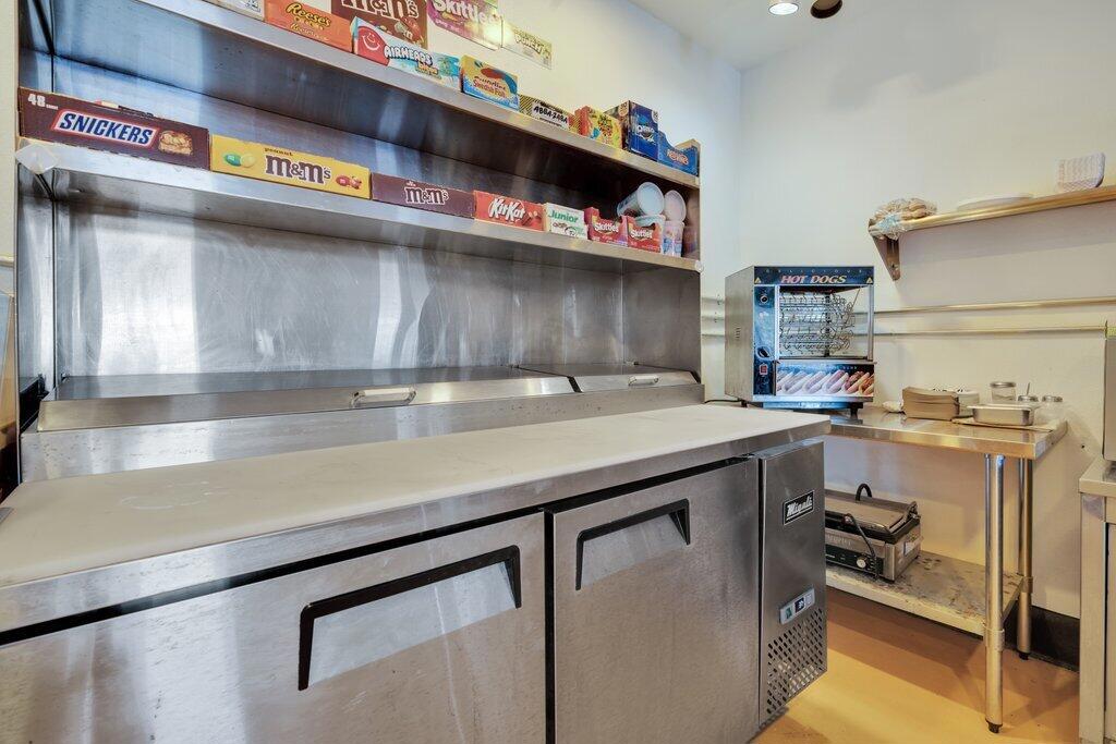 4584 Adobe Road Property Photo 23