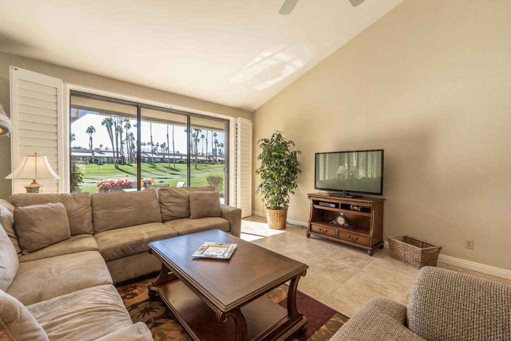 76623 Daffodil Drive Property Photo 13
