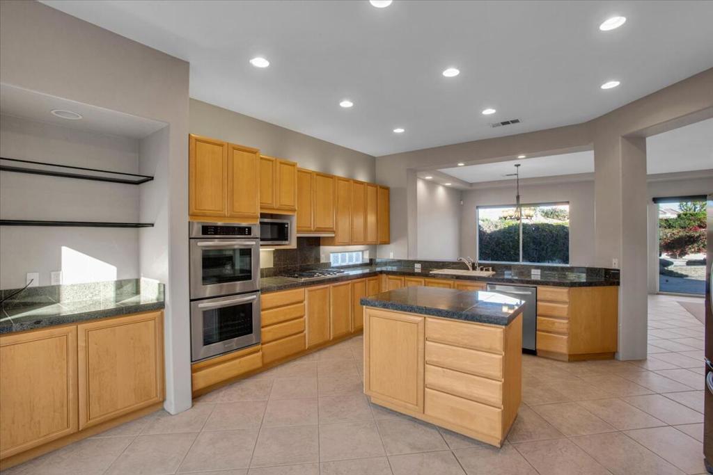 78710 Castle Pines Drive Property Photo 17