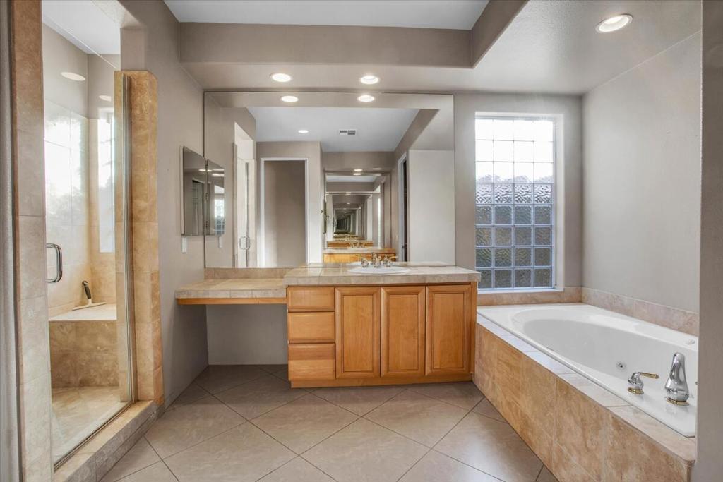 78710 Castle Pines Drive Property Photo 23