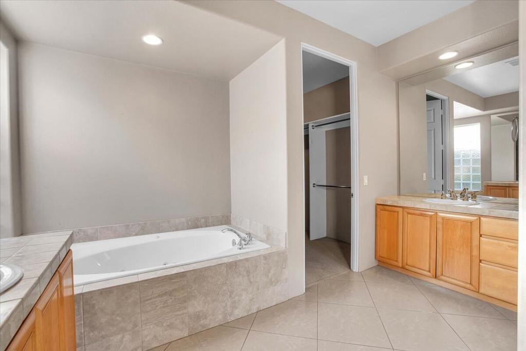78710 Castle Pines Drive Property Photo 24
