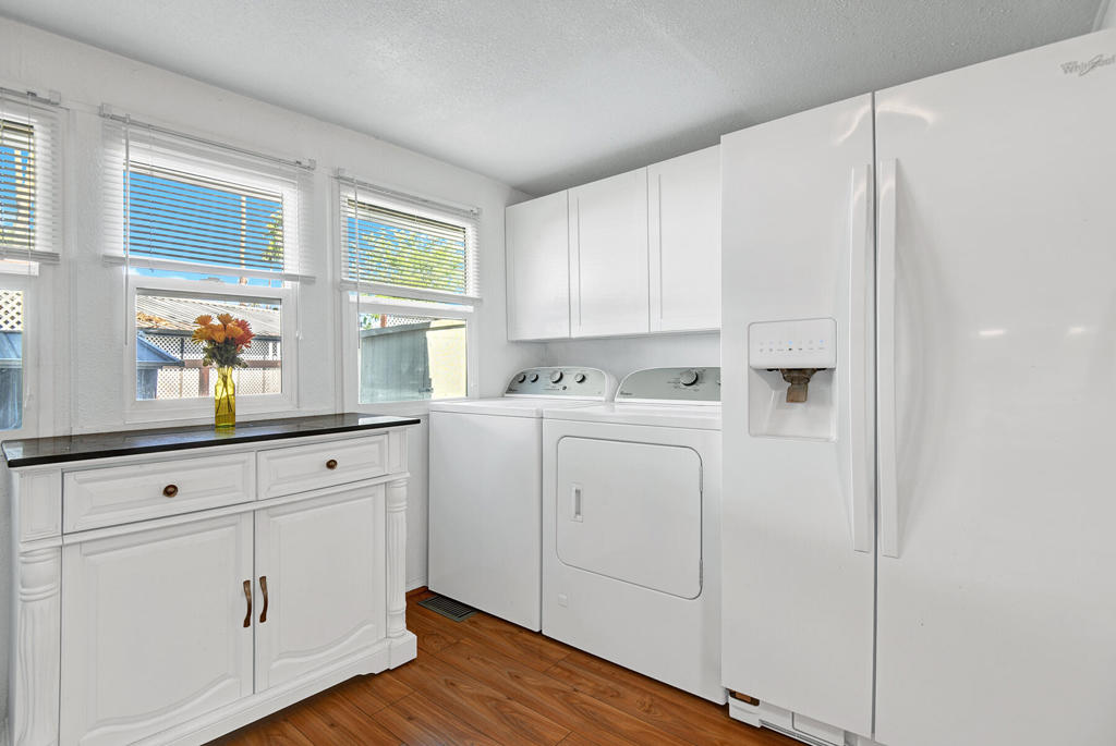 7 Sand Creek Property Photo 3