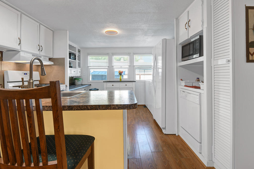 7 Sand Creek Property Photo 4
