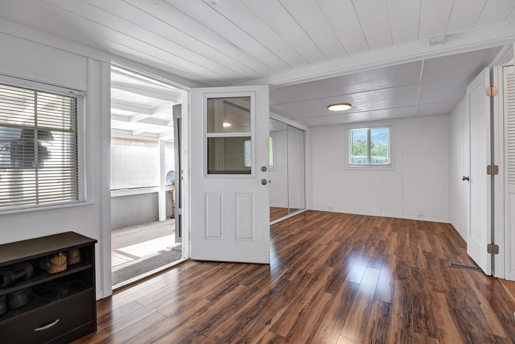 7 Sand Creek Property Photo 13