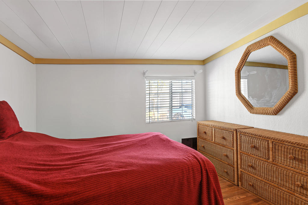 7 Sand Creek Property Photo 16