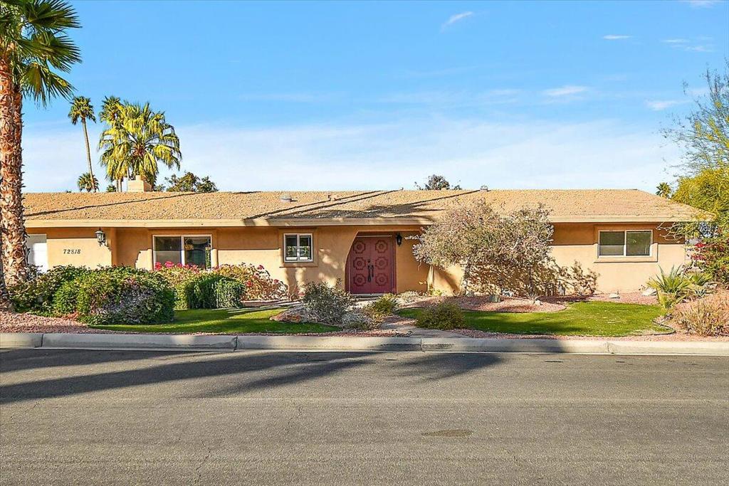 72818 Skyward Way Property Photo 2