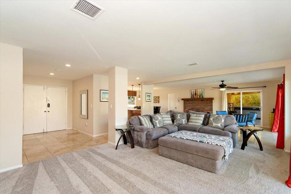72818 Skyward Way Property Photo 3
