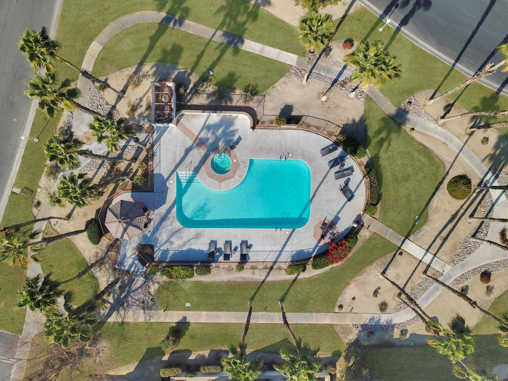 43735 Avenida Alicante Property Photo 25