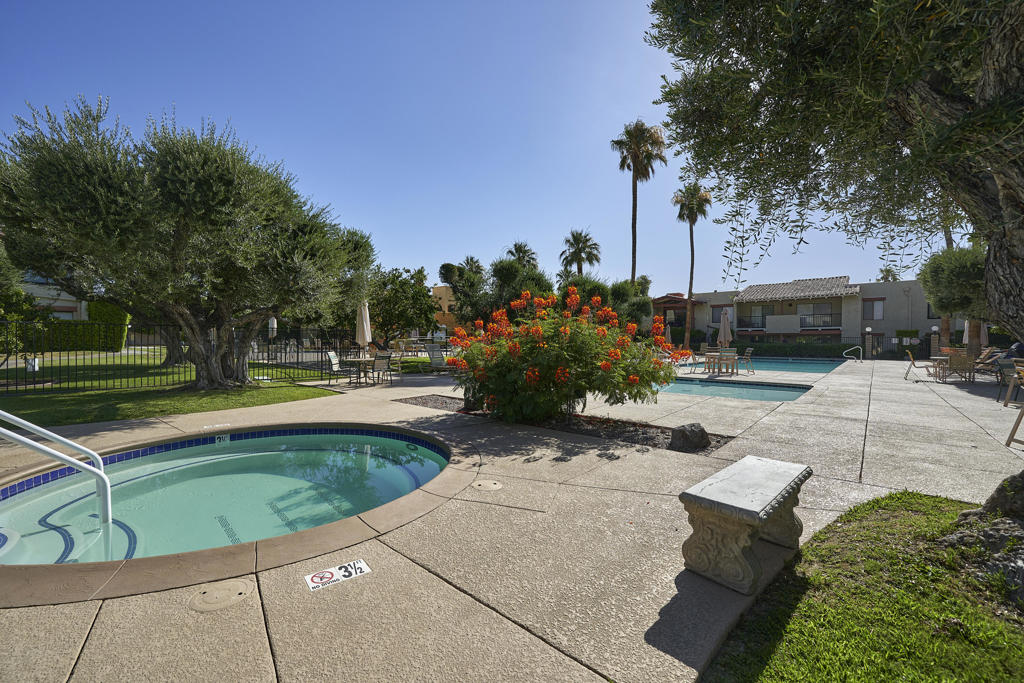1409 N Sunrise Way 43 Property Photo 25