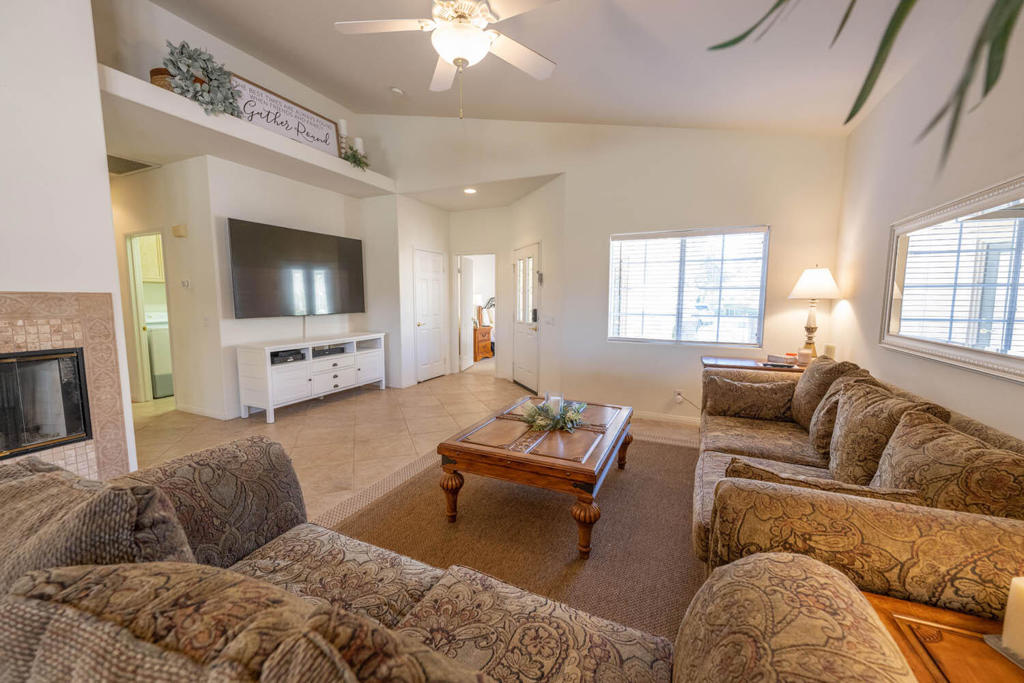 45338 Coeur Dalene Drive Property Photo 6