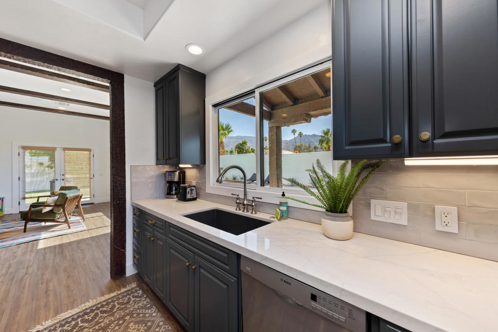 77755 Calle Temecula Property Photo 10