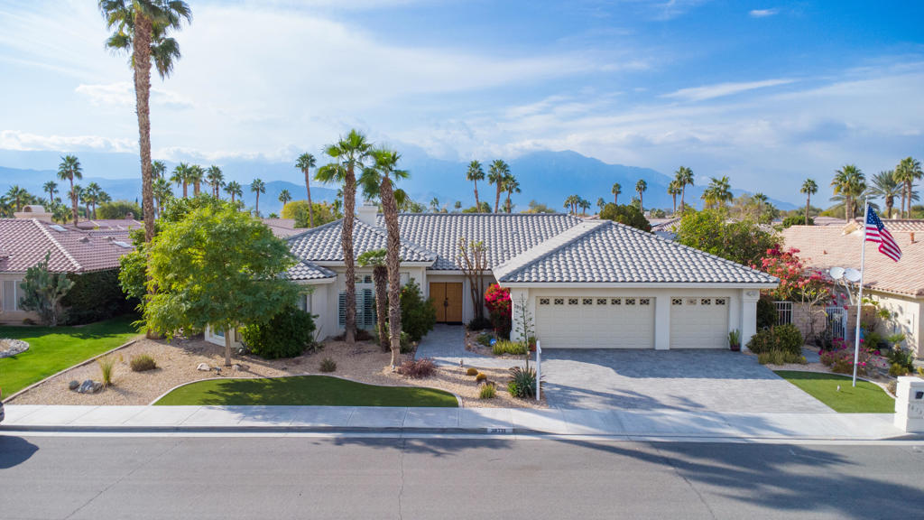 38731 Desert Mirage Drive Property Photo 1