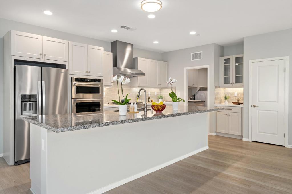 51515 Whiptail Drive Property Photo 1