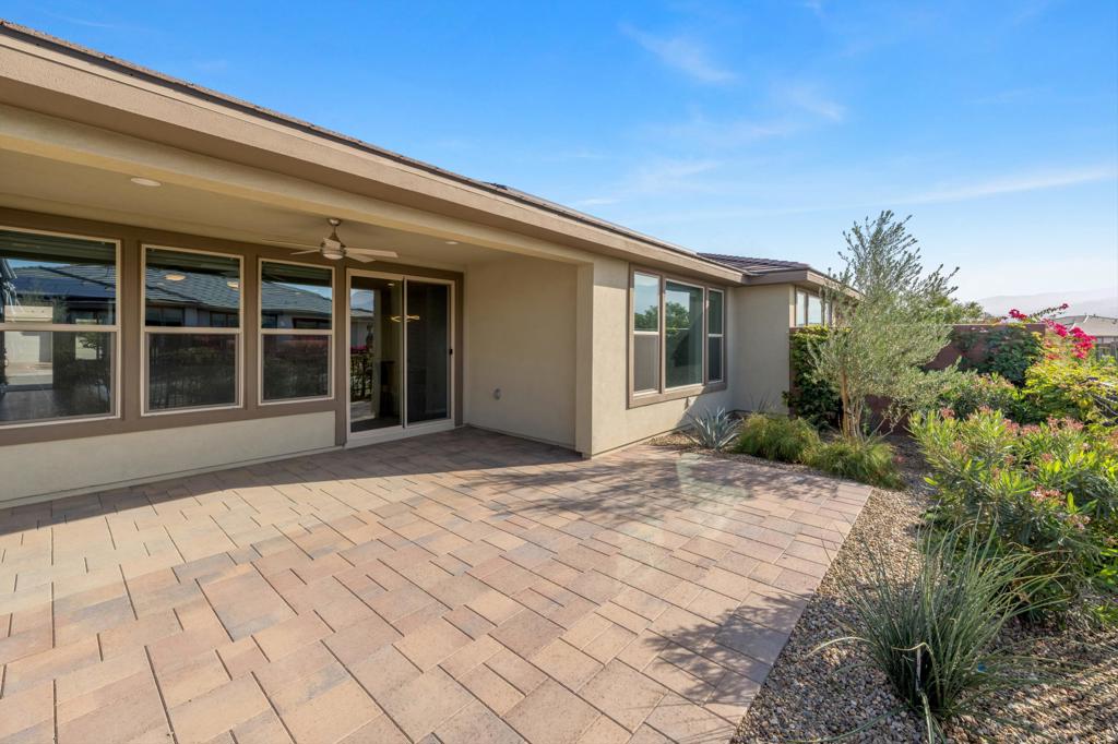 51515 Whiptail Drive Property Photo 32