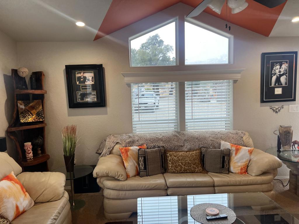 16680 Valley Hi Drive Property Photo 4