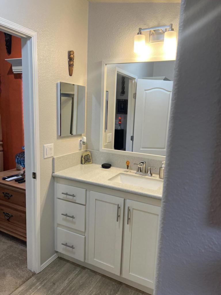 16680 Valley Hi Drive Property Photo 24