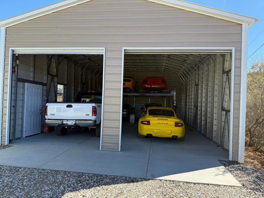 16680 Valley Hi Drive Property Photo 31