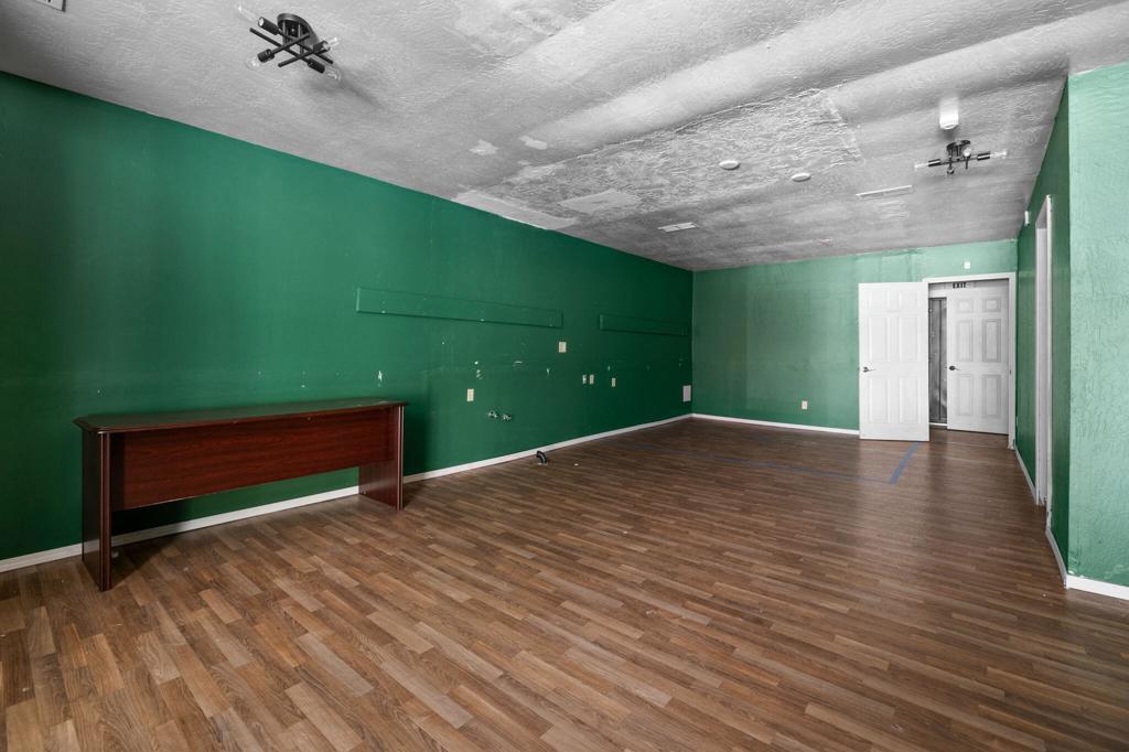 39327 Big Bear Boulevard Property Photo 7