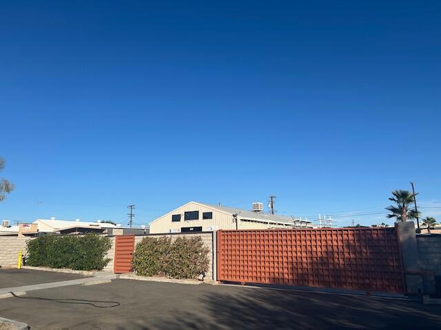 695 Williams Road Property Photo 17