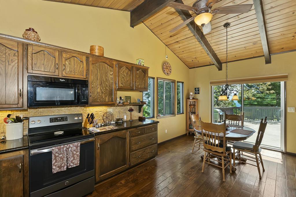 273 Shasta Drive Property Photo 13