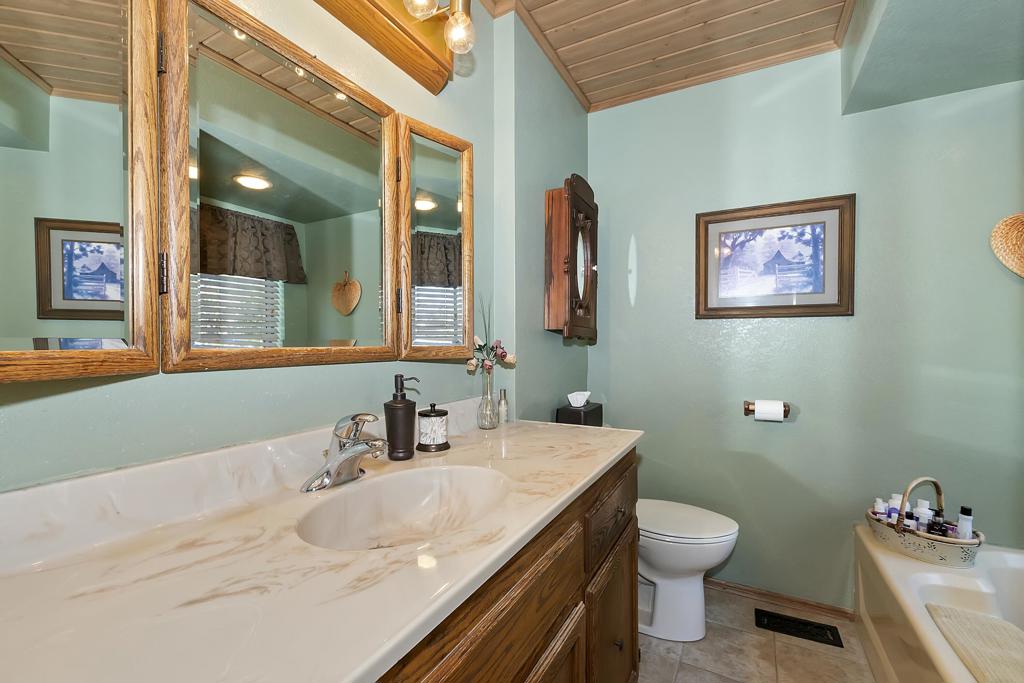 273 Shasta Drive Property Photo 32
