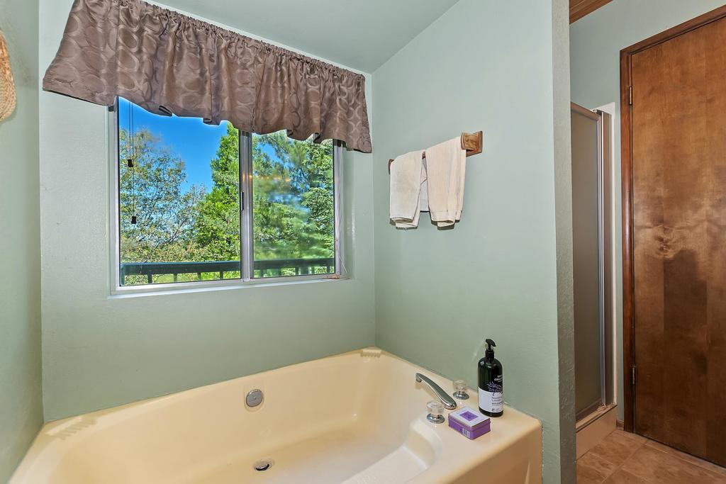 273 Shasta Drive Property Photo 33