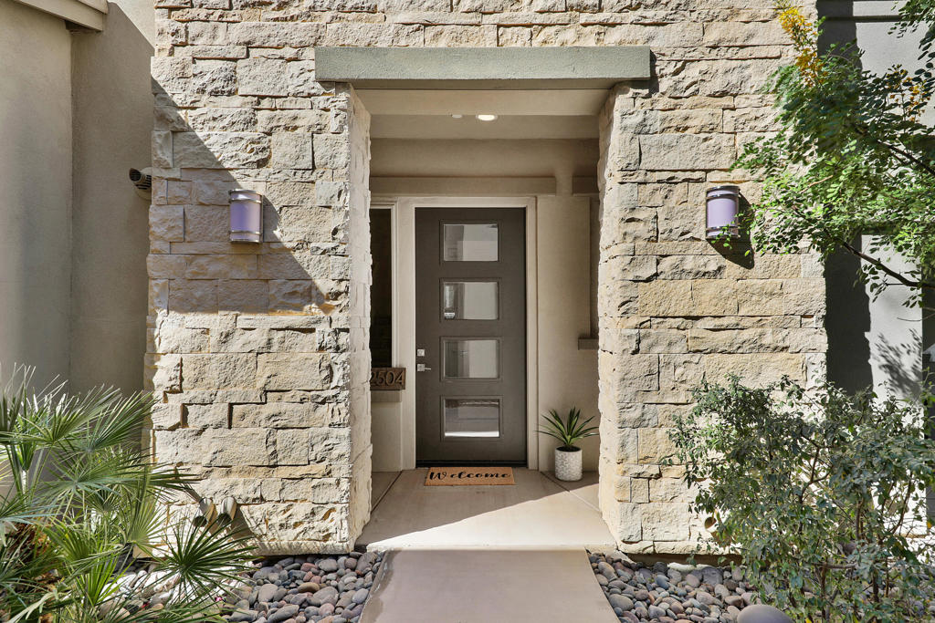 2504 Retreat Circle Property Photo 14