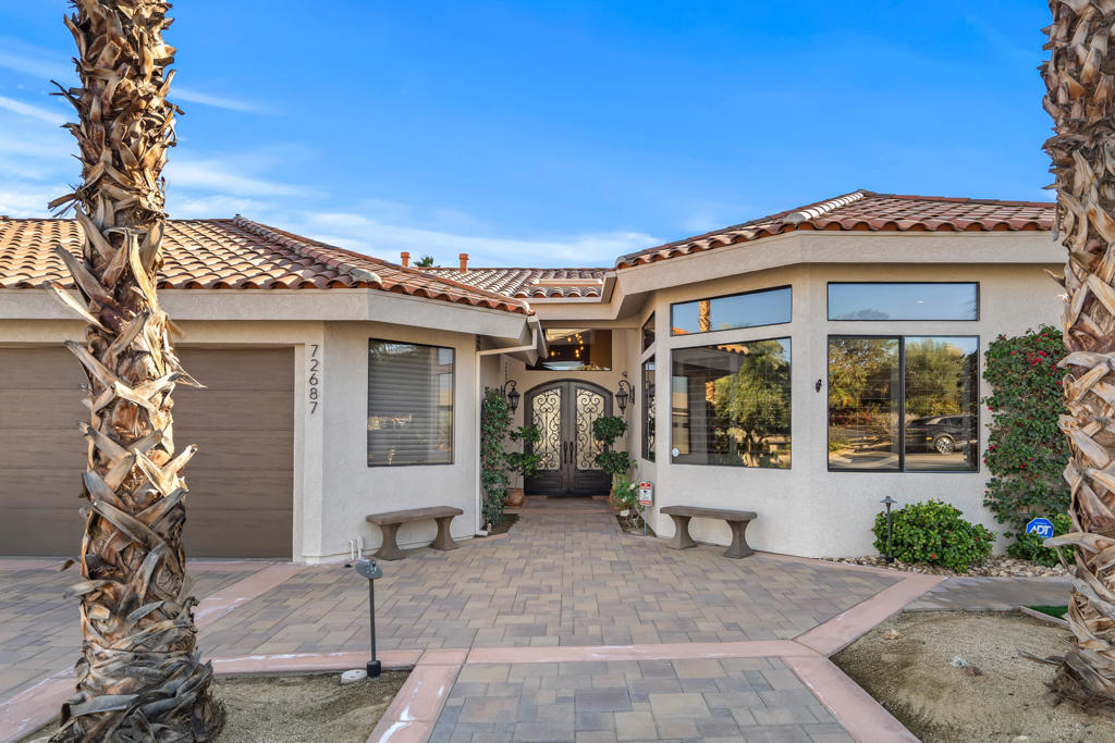 72687 Spyglass Lane Property Photo 4