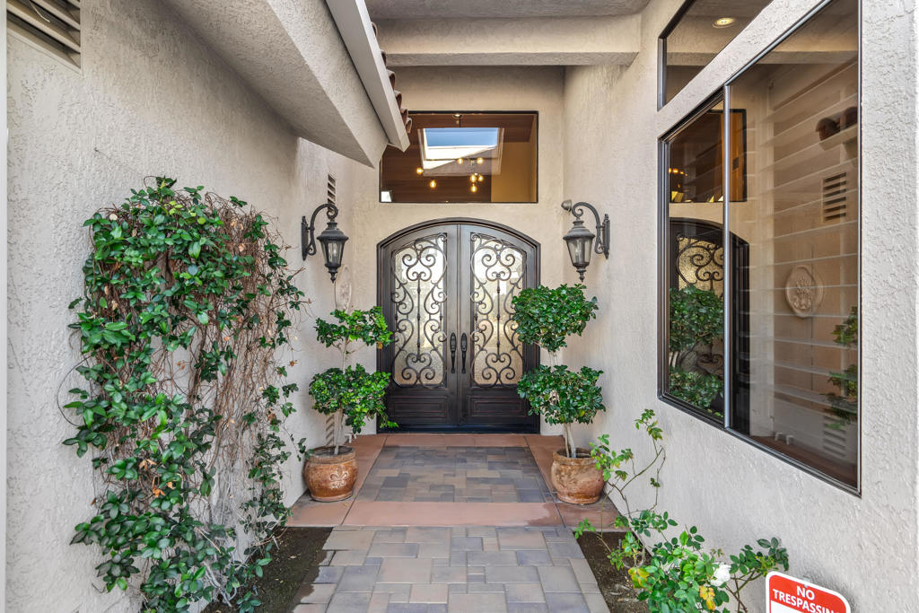 72687 Spyglass Lane Property Photo 5
