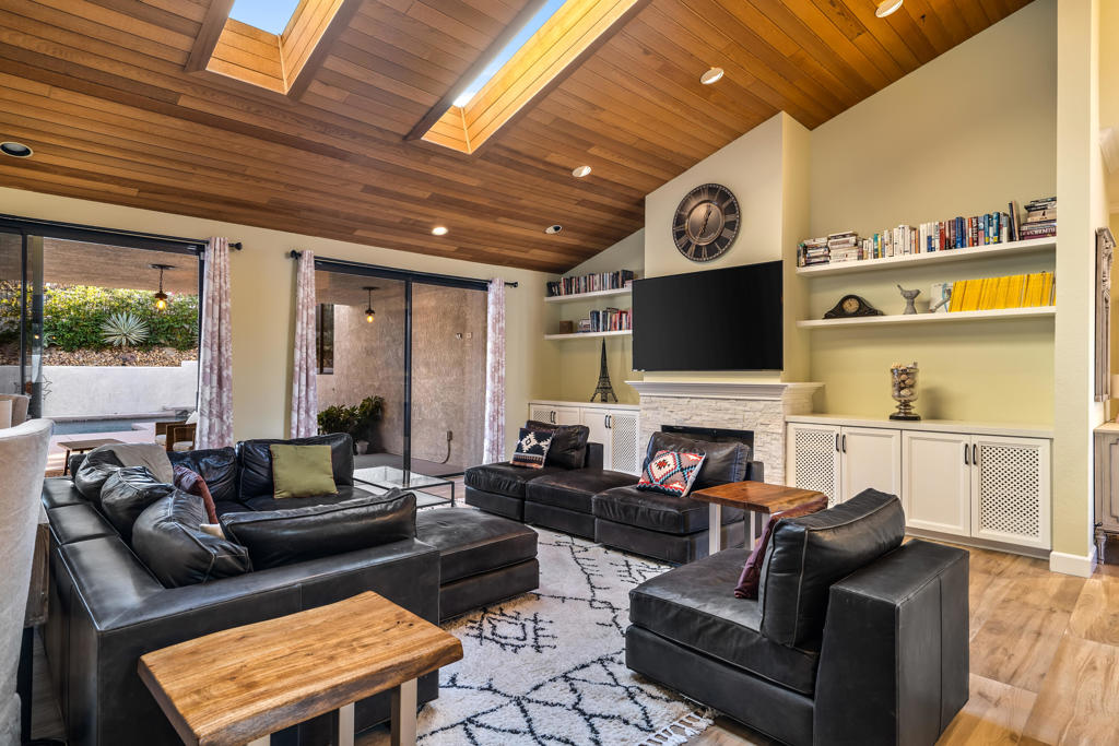 72687 Spyglass Lane Property Photo 8