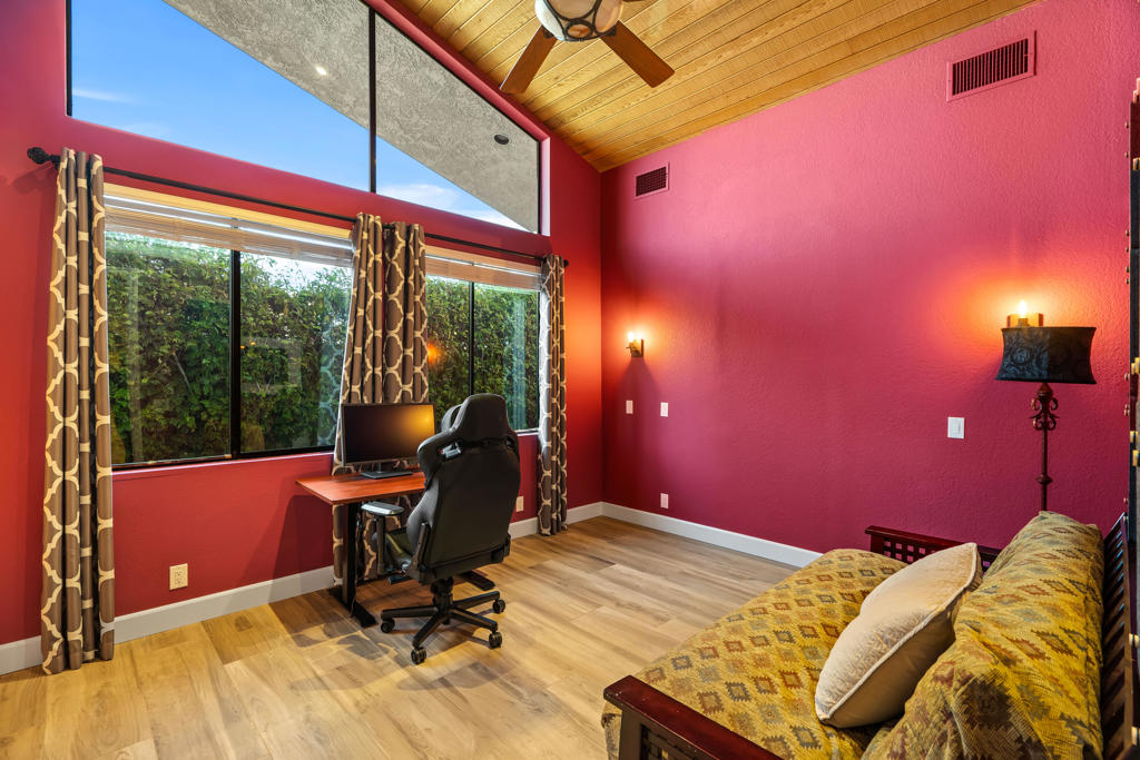 72687 Spyglass Lane Property Photo 36
