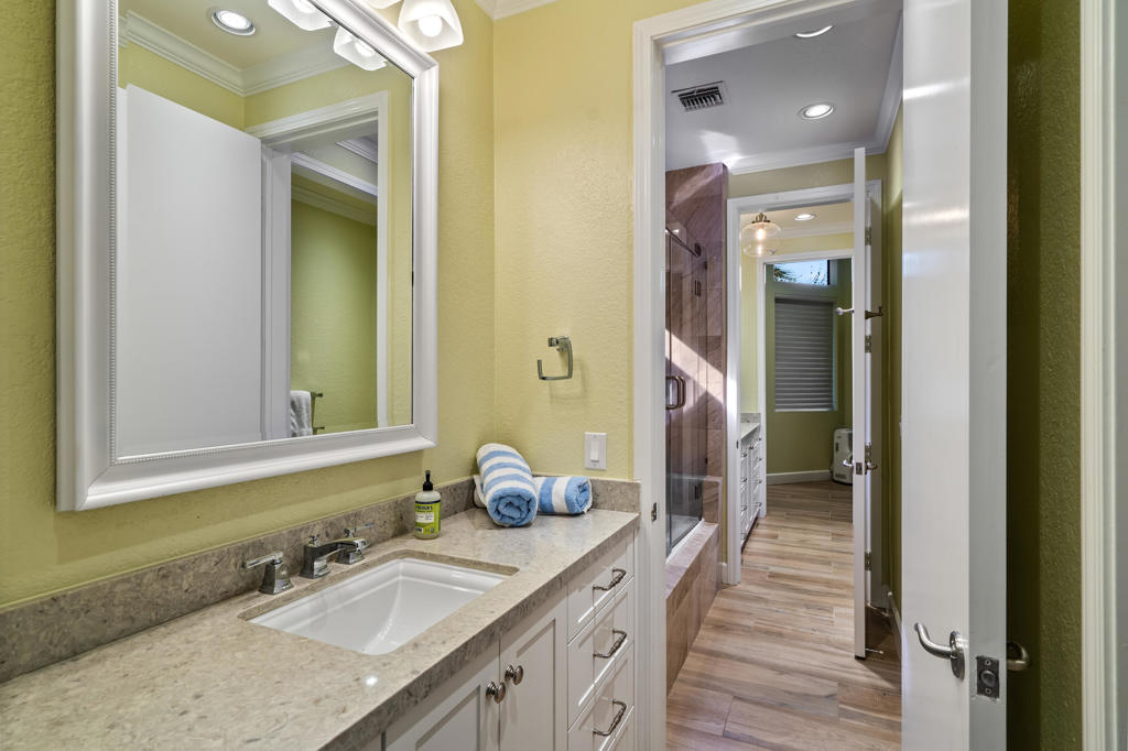 72687 Spyglass Lane Property Photo 45