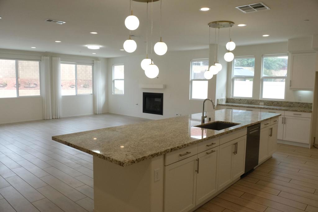1821 Montecito Lane Property Photo 2