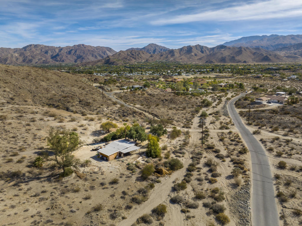 48230 Painted Canyon Rd Property Photo