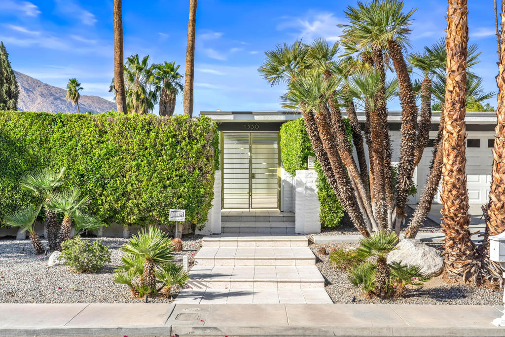 1350 E Murray Canyon Drive Property Photo 3