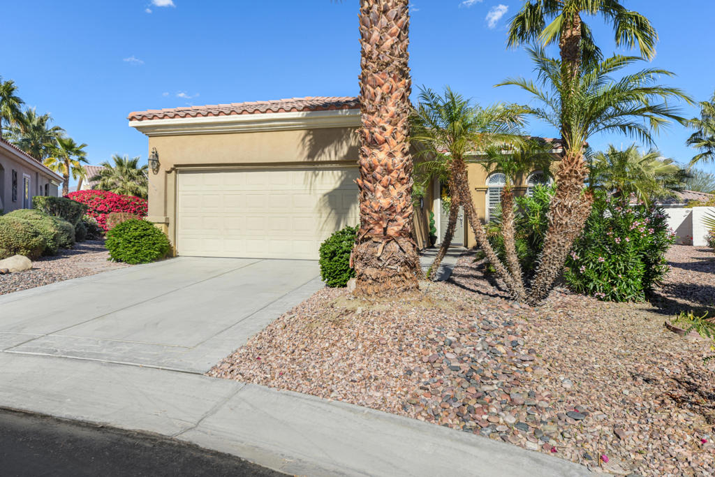 41384 Calle Los Arcos Property Photo 1