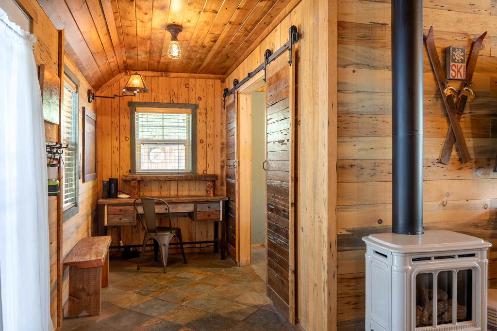 40114 Esterly Lane Property Photo 15