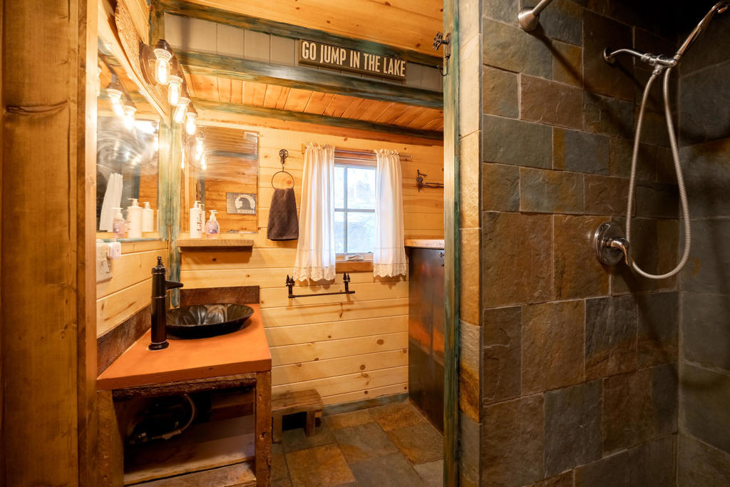 40114 Esterly Lane Property Photo 33