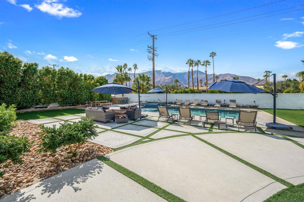 2932 N Sunrise Way Property Photo 12