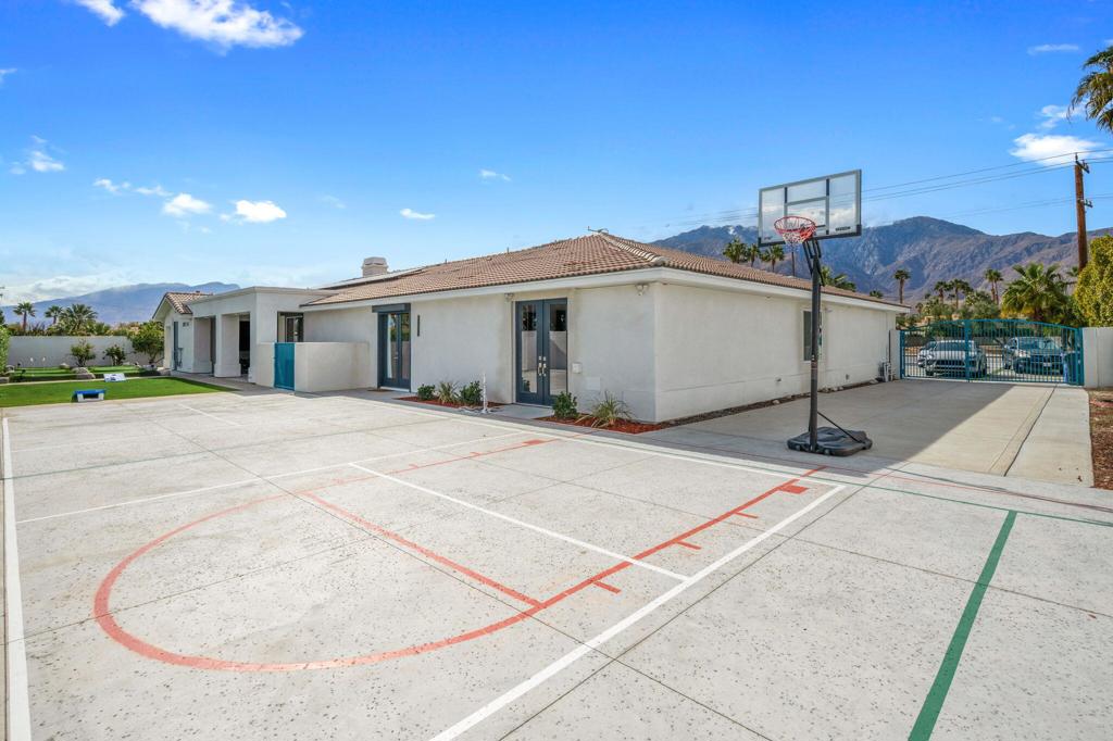 2932 N Sunrise Way Property Photo 18