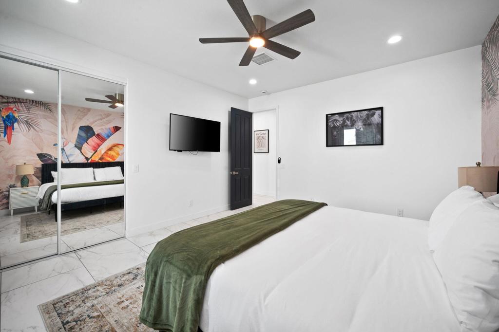 2932 N Sunrise Way Property Photo 57
