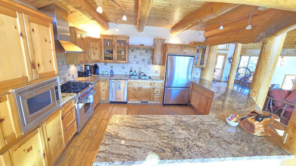 42530 Pegasus Way Property Photo 5
