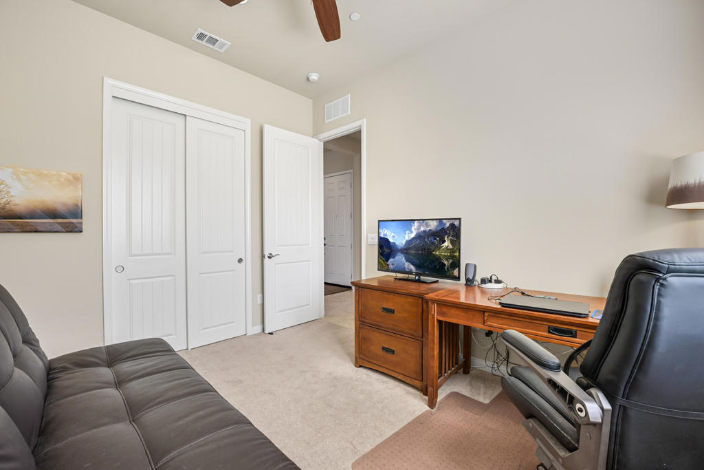 39061 Camino Las Hoyes Property Photo 21