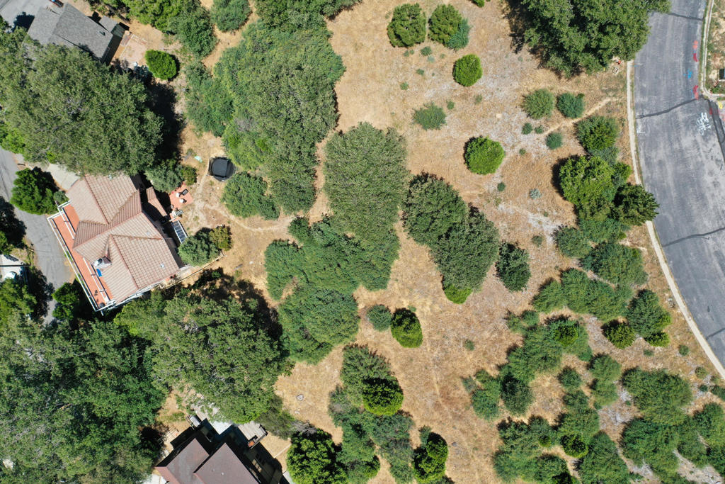 137 Mill Pond Road Property Photo 8