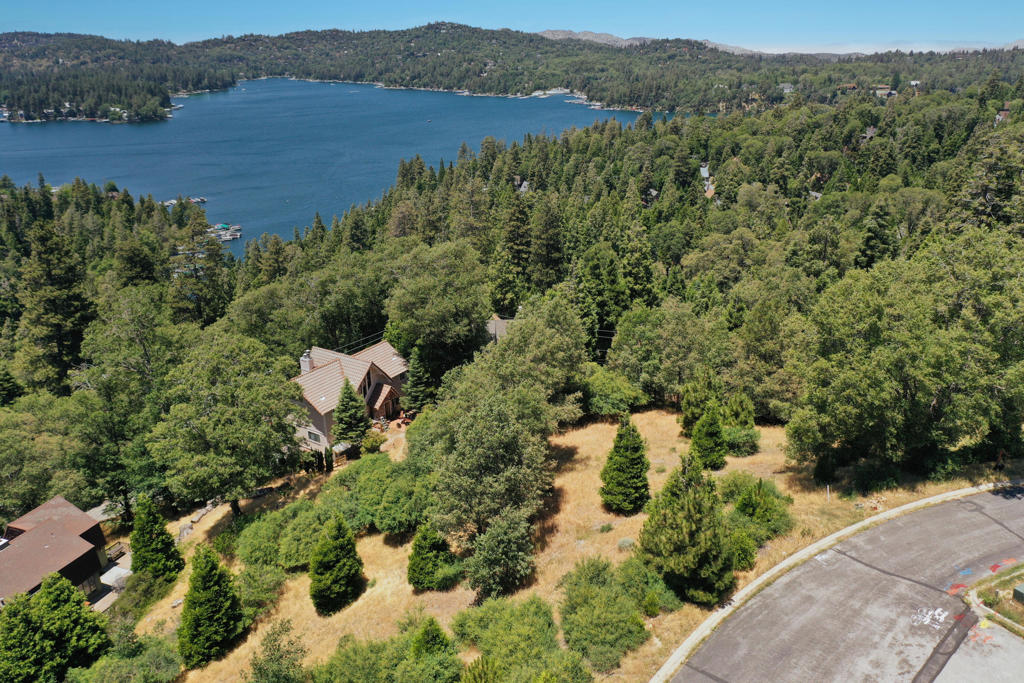 137 Mill Pond Road Property Photo 11
