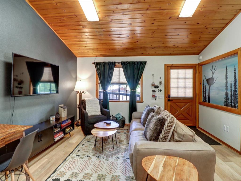 25870 Highway 243 Property Photo 41
