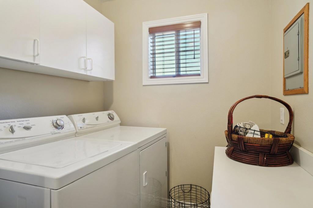 852 Cameron Drive Property Photo 17