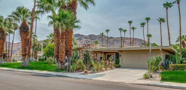 1597 E Sierra Way Property Photo