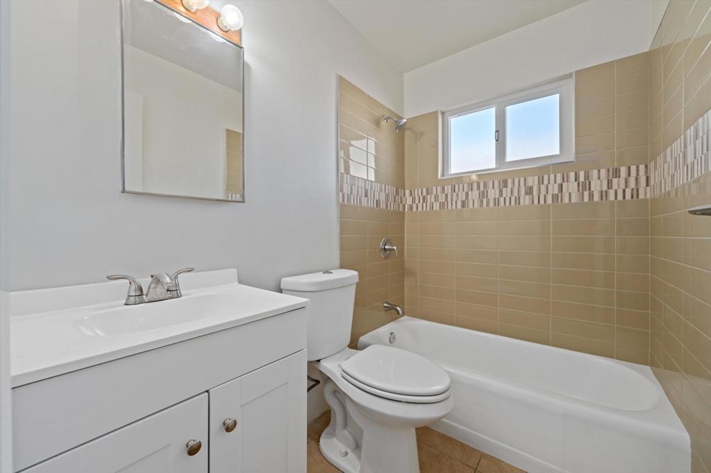 44858 Santa Anita Avenue Property Photo 22