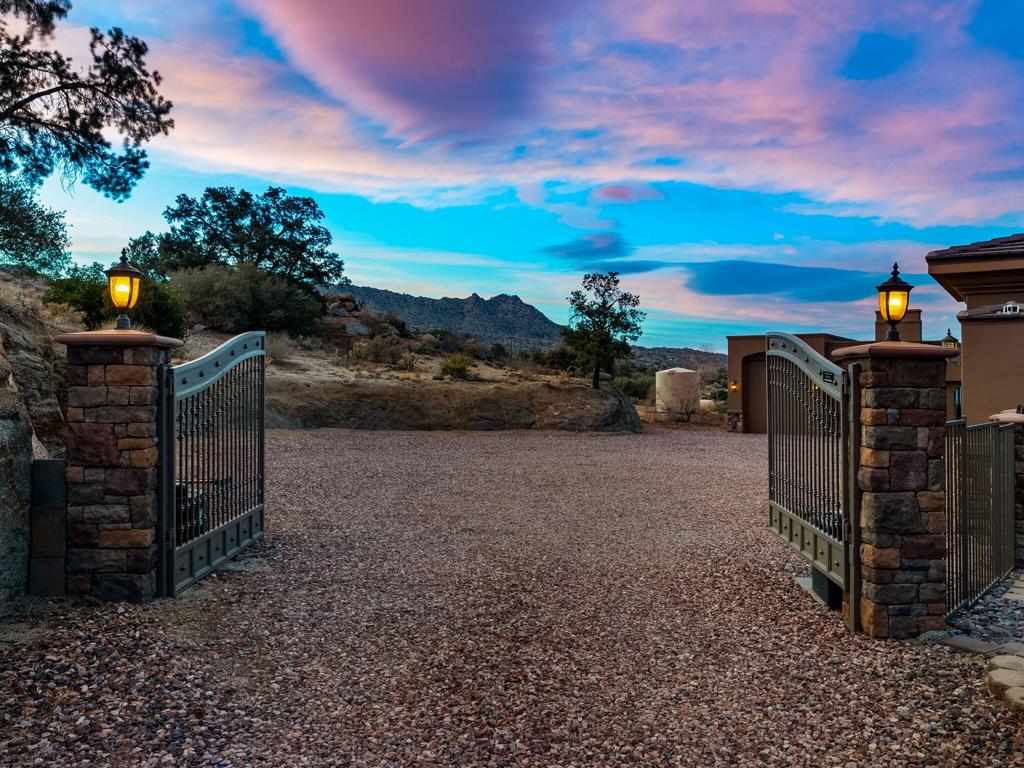 70630 Granite Lane Property Photo